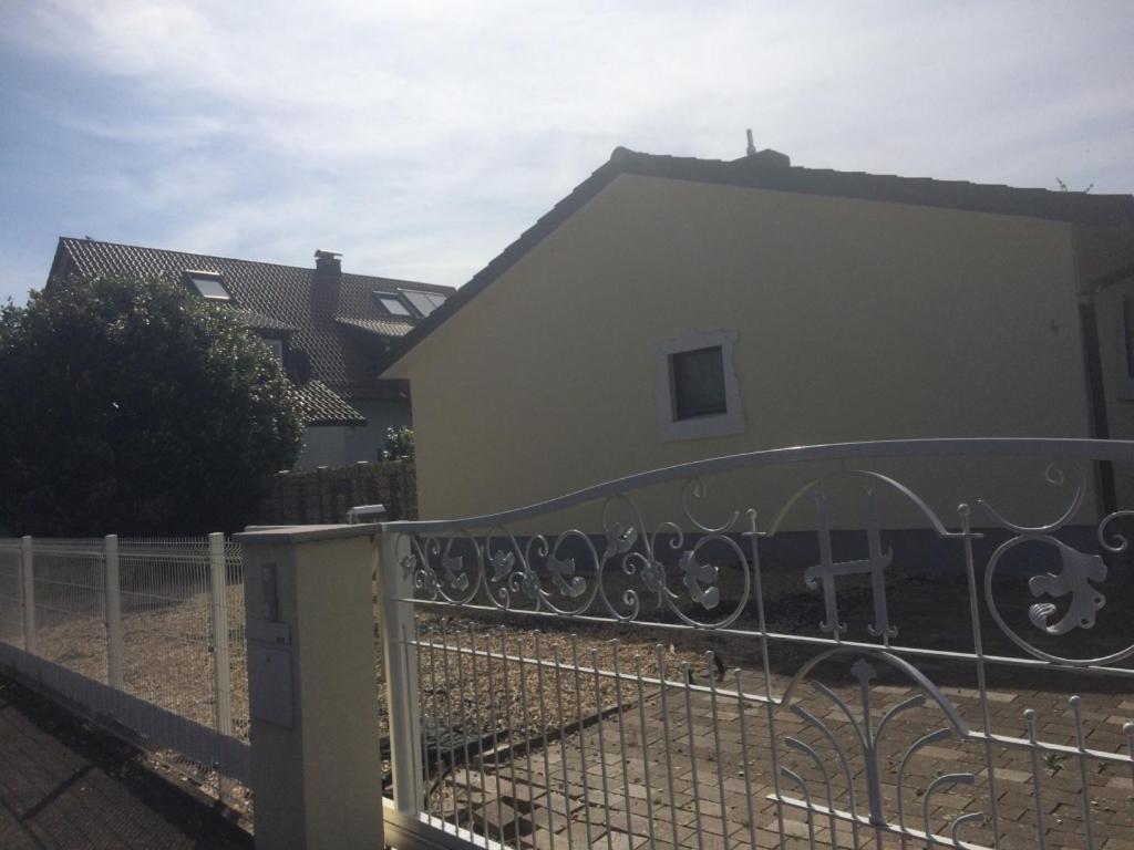 Sions Grosse Ferienwohnung Ferienwohnung Mit 3 Schlafzimmer, 2 Km Bis Zum Europapark Rust Kappel-Grafenhausen Εξωτερικό φωτογραφία