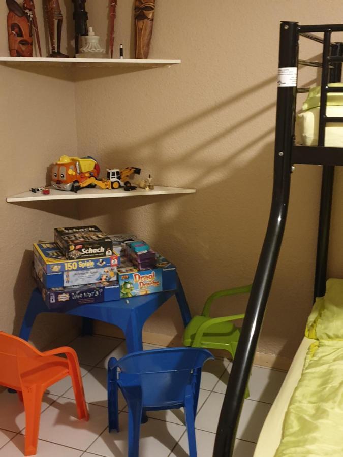 Sions Grosse Ferienwohnung Ferienwohnung Mit 3 Schlafzimmer, 2 Km Bis Zum Europapark Rust Kappel-Grafenhausen Εξωτερικό φωτογραφία